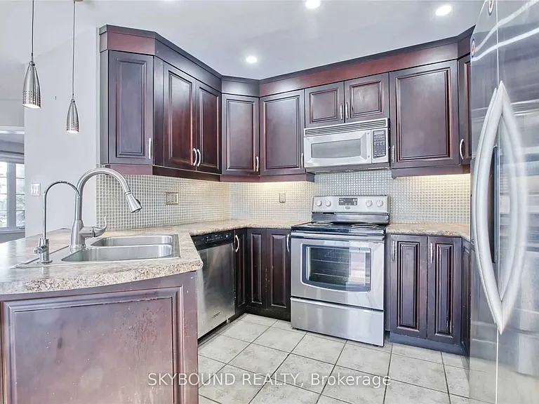 1 Springhurst Ave — Photo 7
