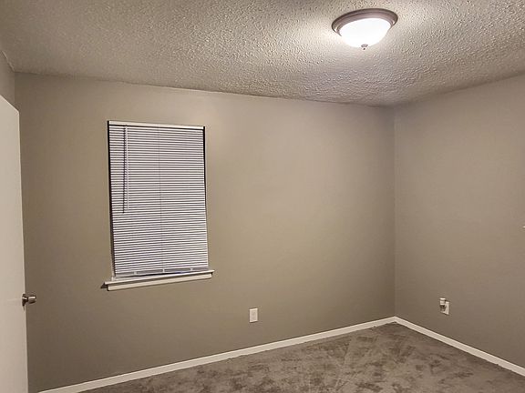 355 Glencoe Rd 13_04052023