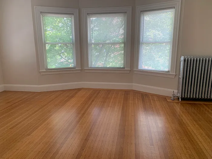 354 Harvard St — Photo 16
