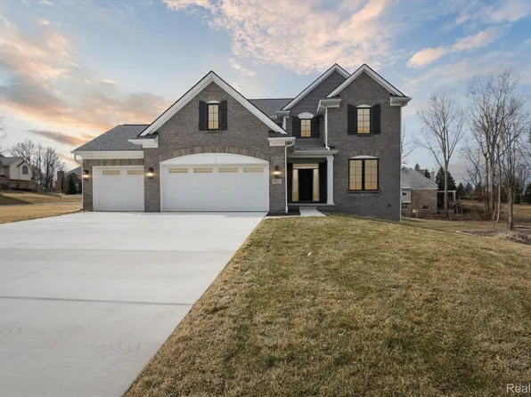 3671 Stallion Way, Commerce Township, MI 48382