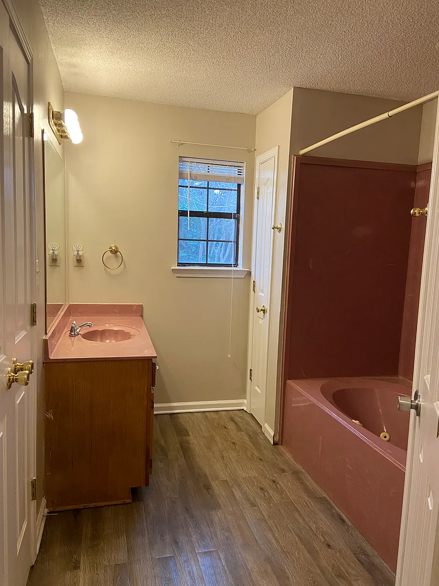 Building Photo - 7186 Goodman Ridge Dr
