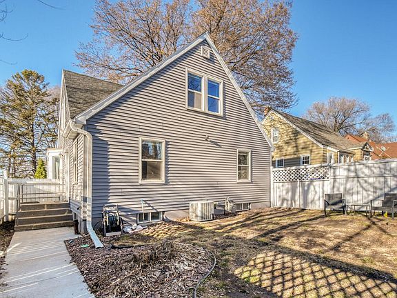 2nd image of 622 Gorman Ave