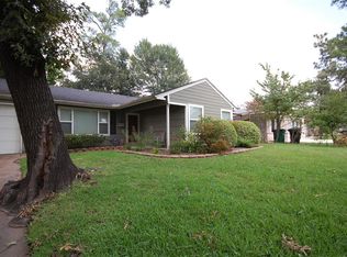 1806 Gardenia Dr, Houston, TX 77018