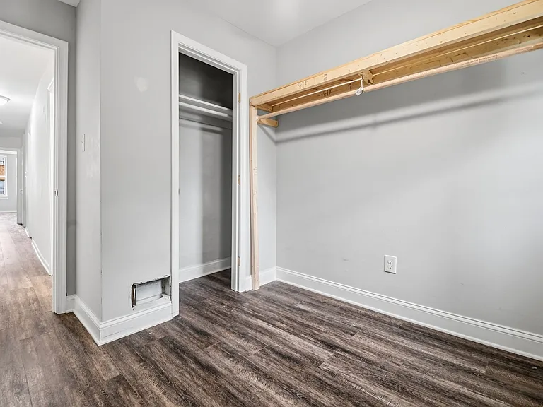 1440 Aisquith St — Photo 13