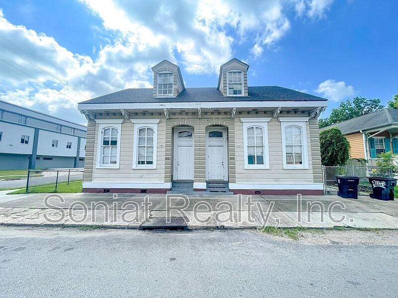 1st image of 1438 N Villere St