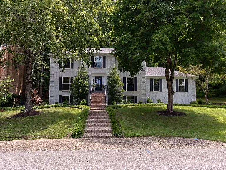 1907 Charbdin Pl — Photo 1