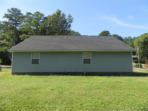 2nd image of 906 Edenwood Dr