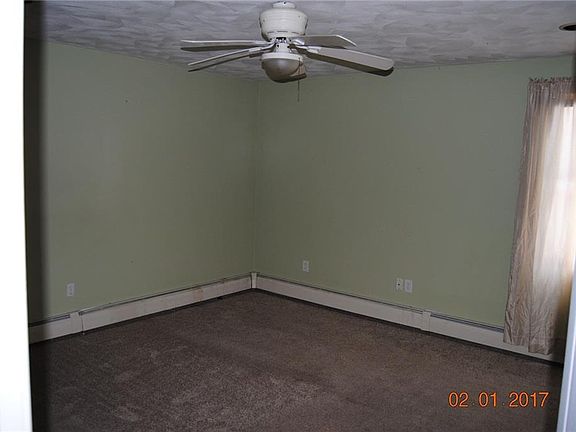 4th image of 5 Jaime Dr