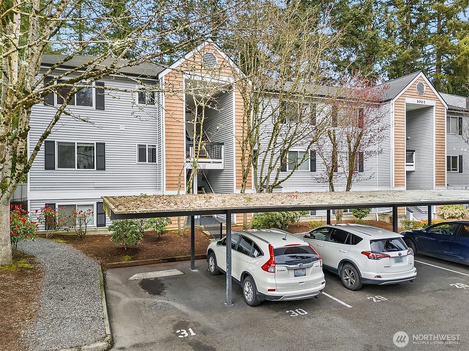 1st image of 1007 156th Avenue NE #B-209