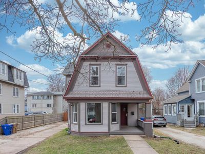 6562 5th AVENUE, Kenosha, WI, 53143