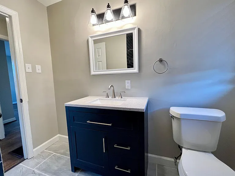 3209 Ridgely Dr — Photo 5