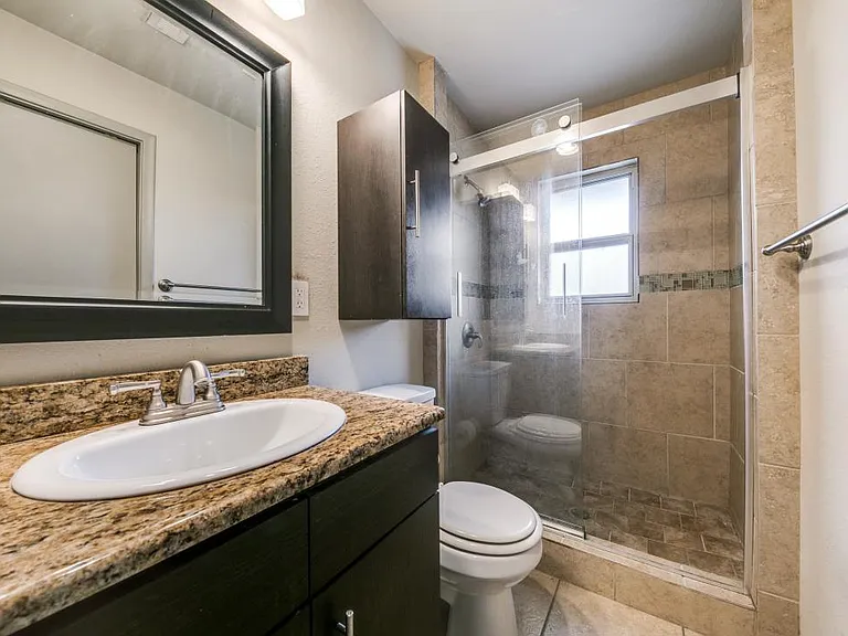 6911 Wake Forrest Dr — Photo 9