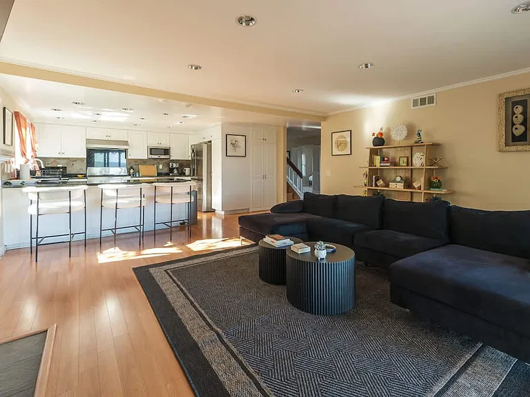 Crest Vista Dr — Photo 66