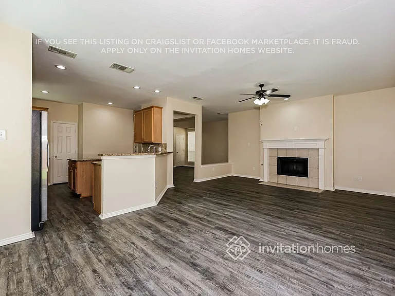 11732 Latania Ln — Photo 6