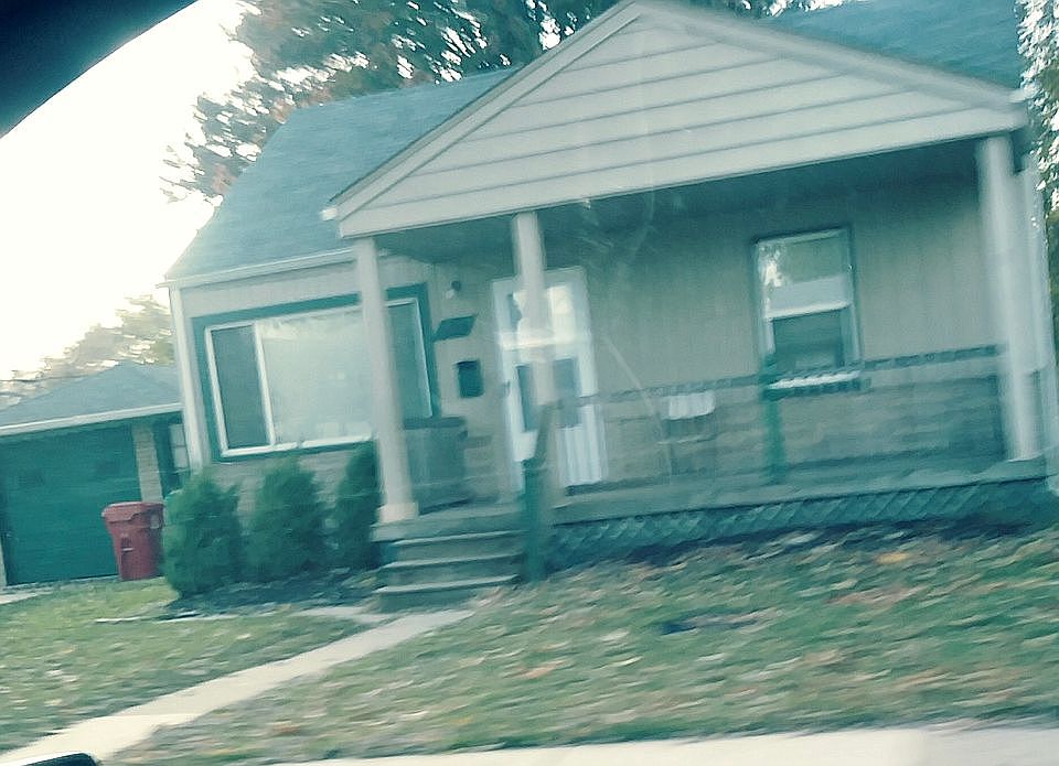 1st image of 23149 Rausch Ave