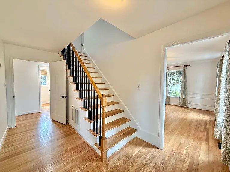 5017 Sandlewood Dr — Photo 6