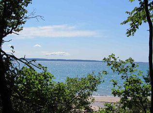 6137 Beech Rd, Harbor Springs, MI 49740