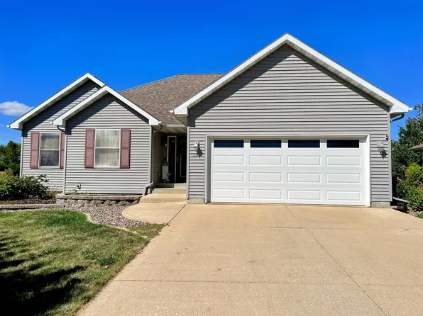 311 N 12th Ave, Monroe, WI 53566