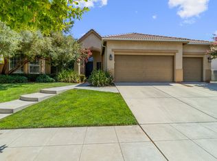 1889 N Carson Ave, Clovis, CA