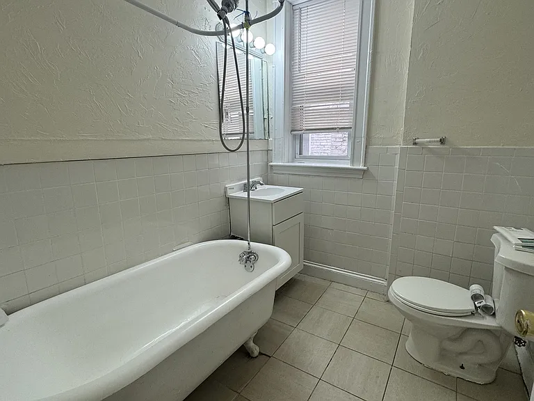 524 Cambridge St #8 — Photo 6