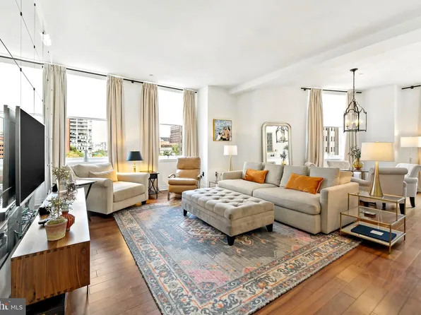 1600 Arch St APT 517, Philadelphia, PA 19103