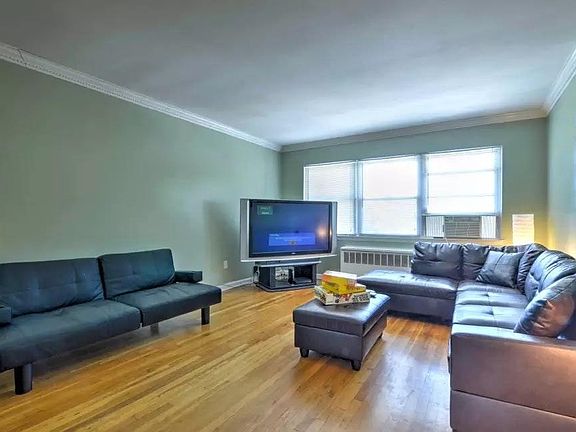 4th image of 2920 Monsignor Halpin Pl APT 2