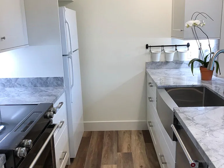 181 Winterwind Way #B — Photo 3