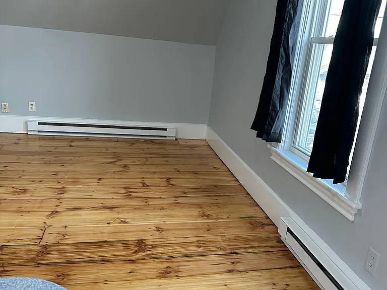 18 Osgood St #3 — Photo 10
