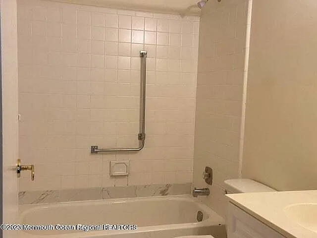 561B Malvern Ct — Photo 70