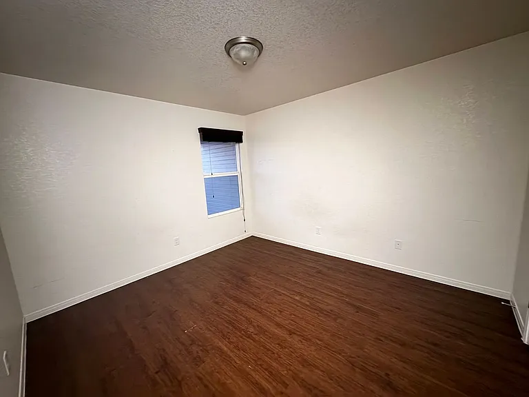 4707 Waterproof Dr — Photo 22
