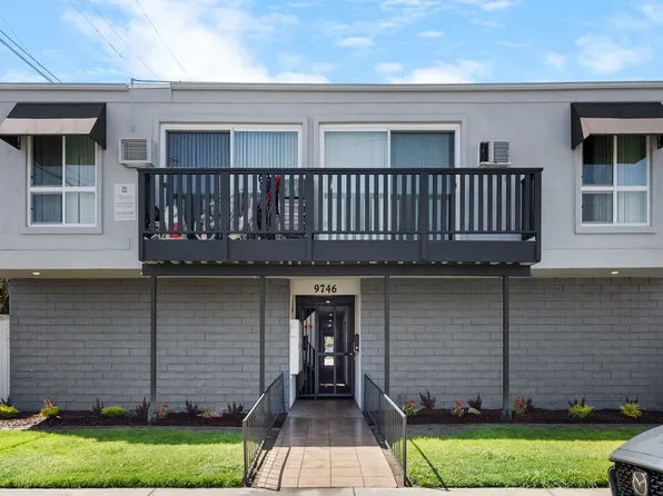 Park Apartments-Beautiful recently renovated