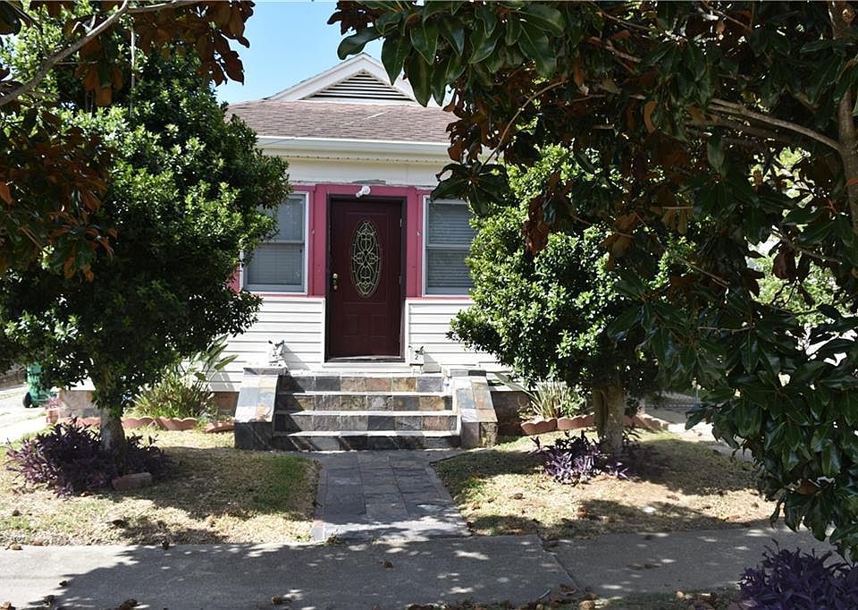 1st image of 1202 Claiborne Dr