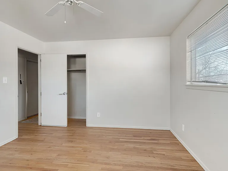 4309 Edwinstowe Ave — Photo 3