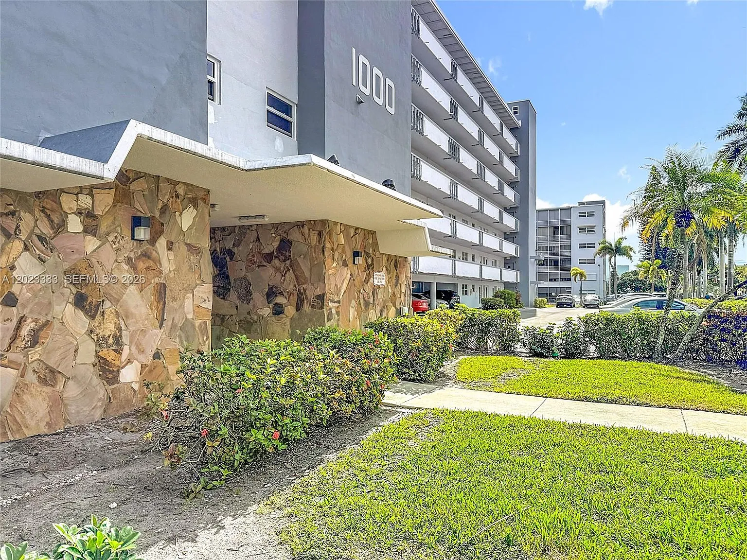 Fairways Royale Condo — Photo 4