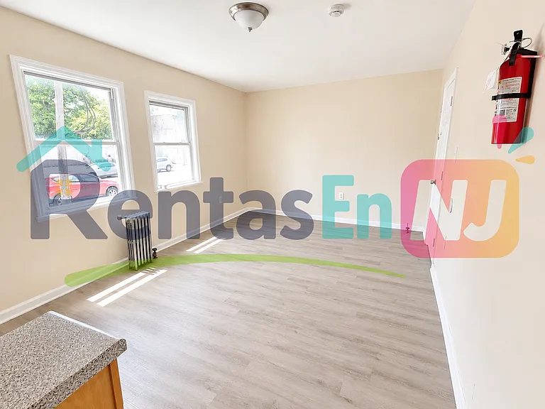 335 Myrtle Ave #1C — Photo 1