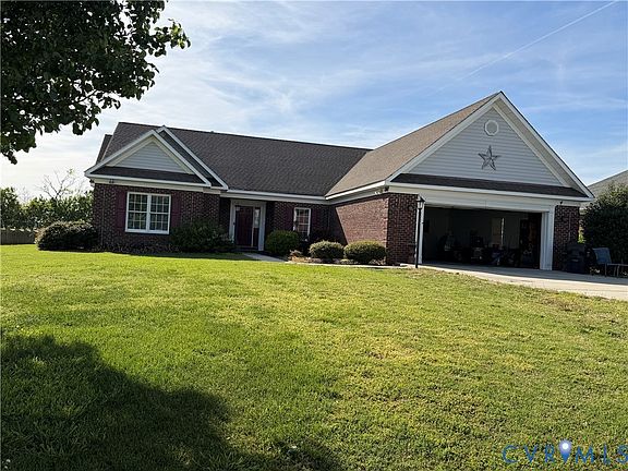 4th image of 225 Lighthouse Pointe