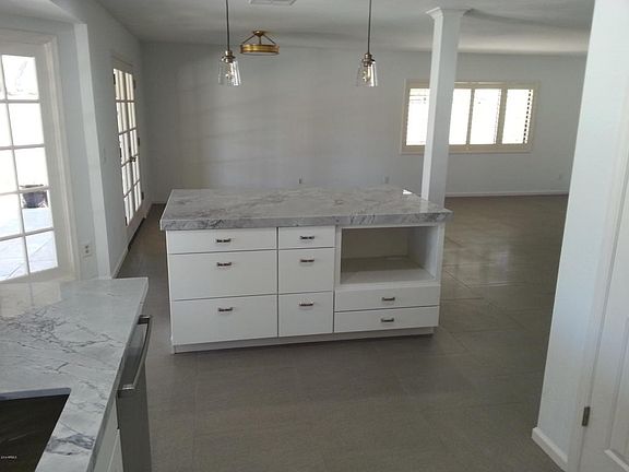 5th image of 8180 E Del Plomo Dr