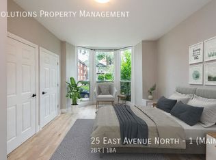 25 East Ave N #1, Hamilton, ON L8L 5H3