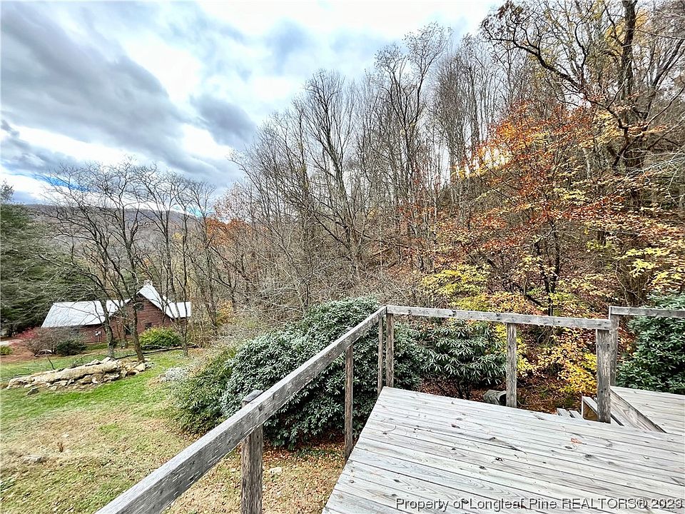 1st image of 269 Willow Mountain Dr