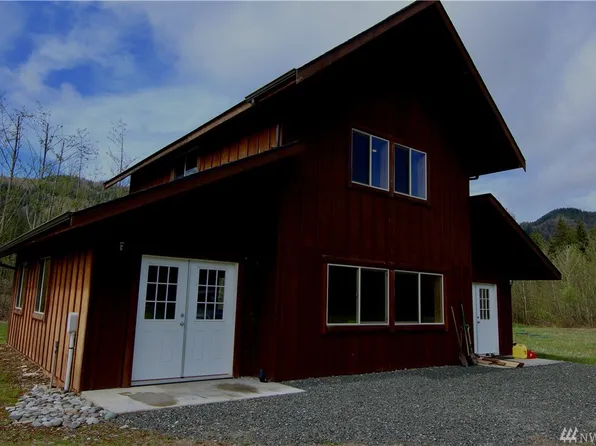 9920 Star Dust Ln, Maple Falls, WA 98266