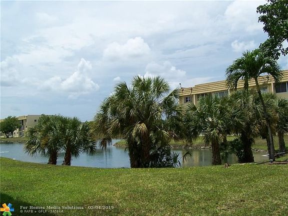 2nd image of 8280 Sunrise Lakes Blvd APT 302