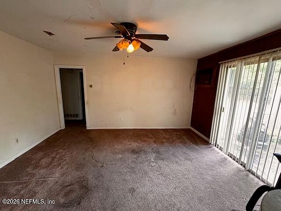 3rd image of 3624 ANVERS Boulevard