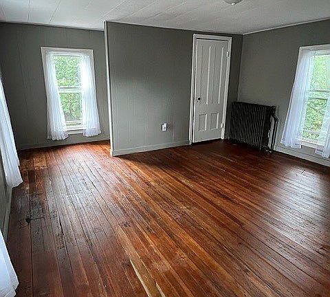 3rd image of 67 Barrows St