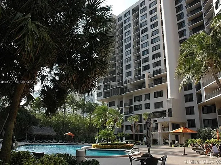 540 Brickell Key Dr #PENTHOUSE — Photo 16