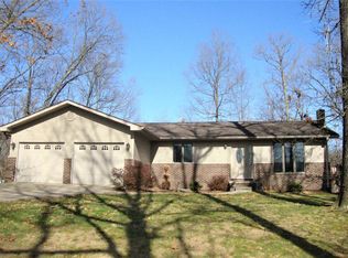 1199 Bellgrade Dr, Loogootee, IN