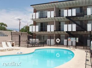 120 Cornell Dr SE #2, Albuquerque, NM 87106