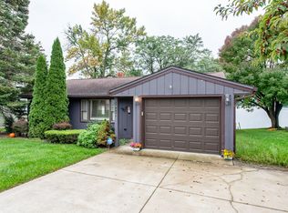 21349 121st St, Bristol, WI 53104
