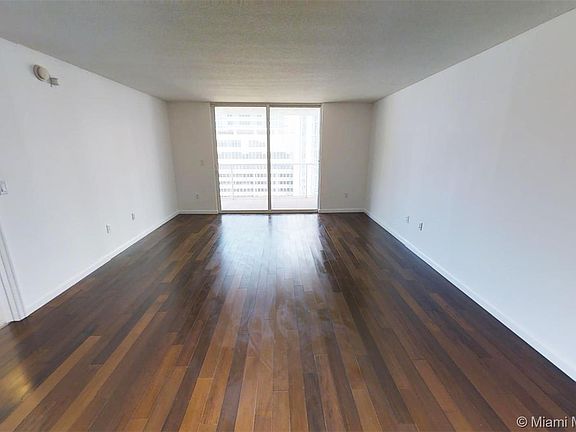 5th image of 1200 Brickell Bay Dr #20
