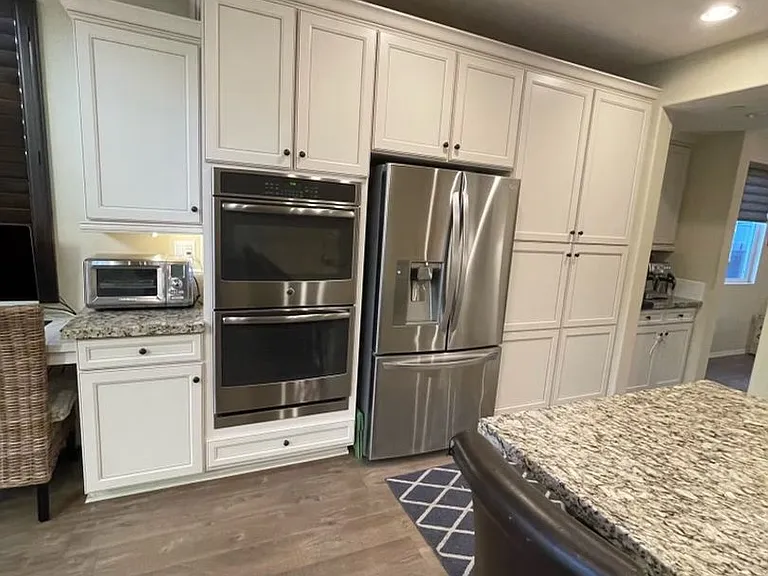 877 Hailey Ct — Photo 17