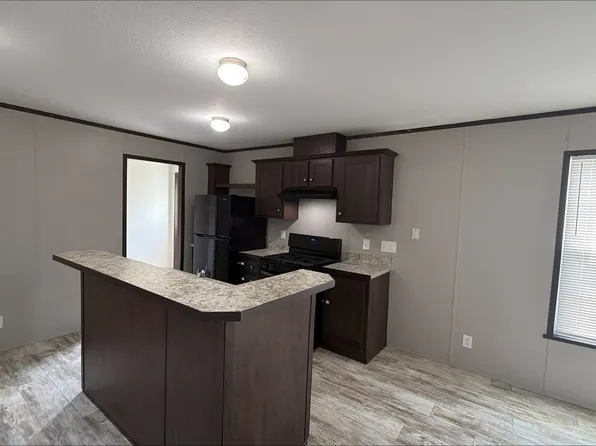 5913 W Maple #158, Romulus, MI 48174